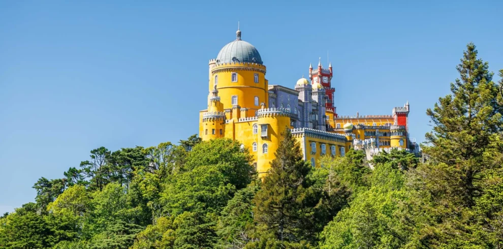 Sintra, Cascais & Estoril Day Trip from Lisbon – Explore Palaces, Stunning Coastlines & Rich History